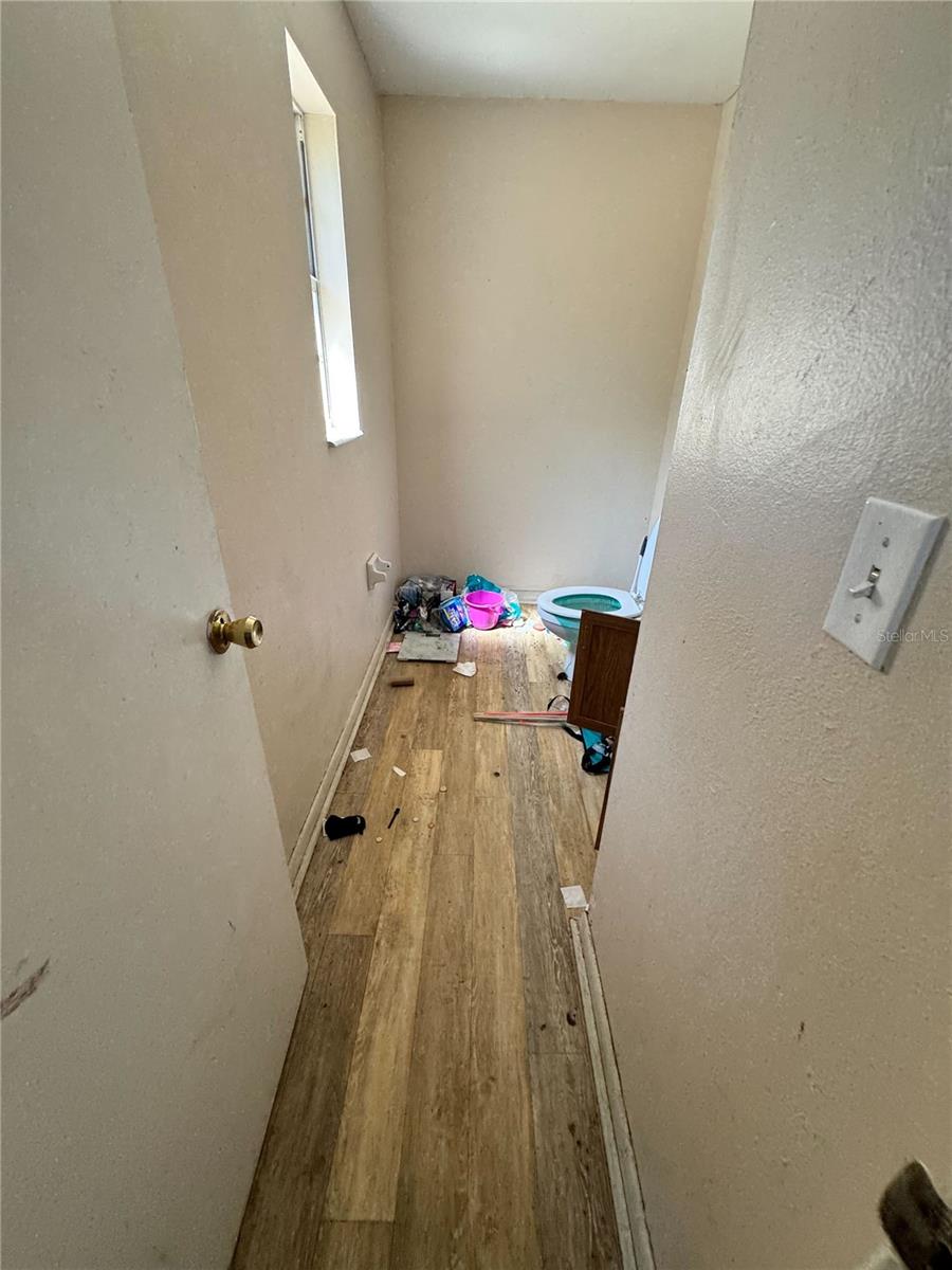 305 Cherry Laurel Ave Property Photo 11