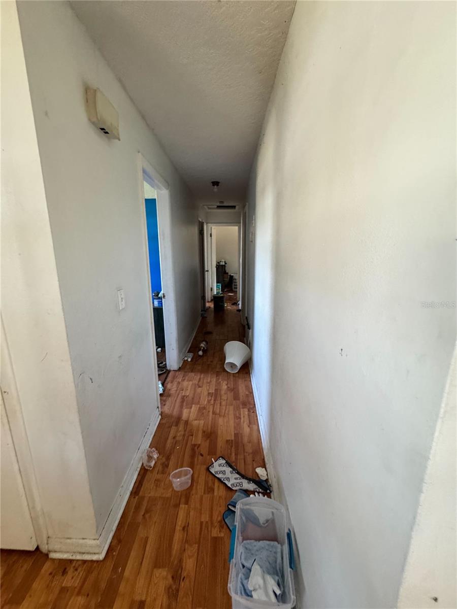 305 Cherry Laurel Ave Property Photo 18