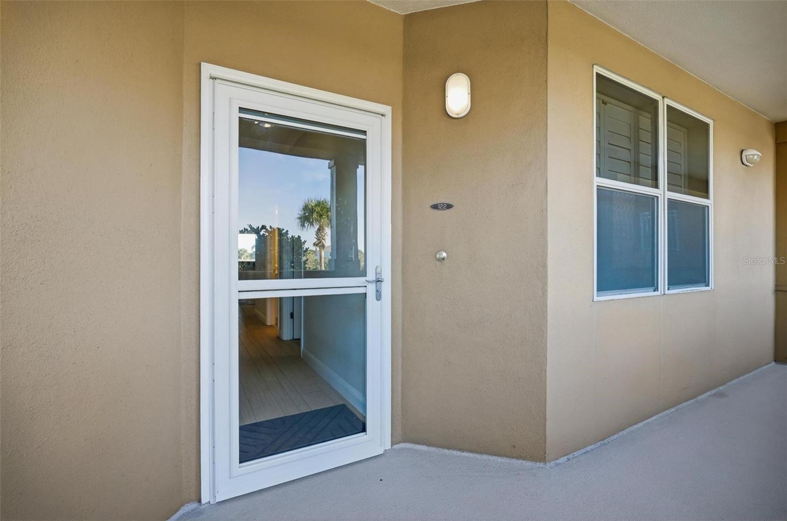 60 Surfview Dr #122 Property Photo 4
