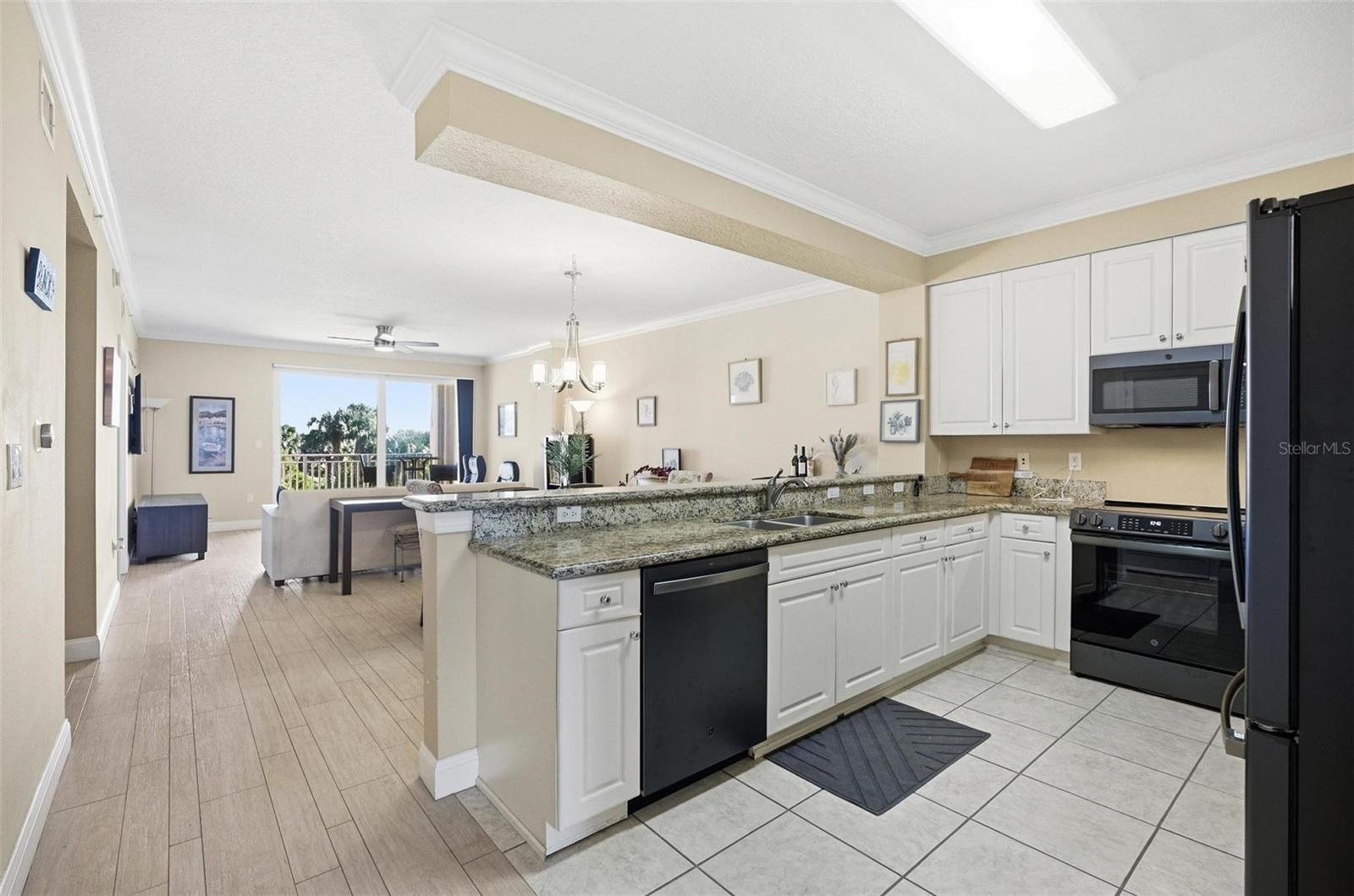 60 Surfview Dr #122 Property Photo 6