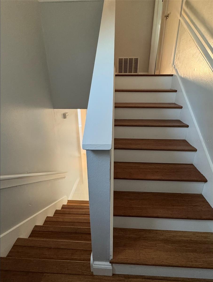 108 Madrid Dr #d Property Photo 17