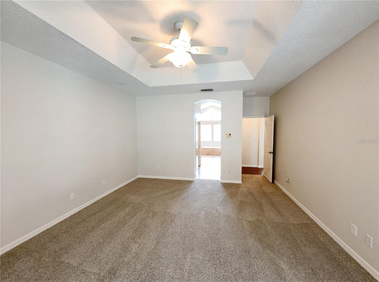 680 Macglenross Dr Property Photo 13