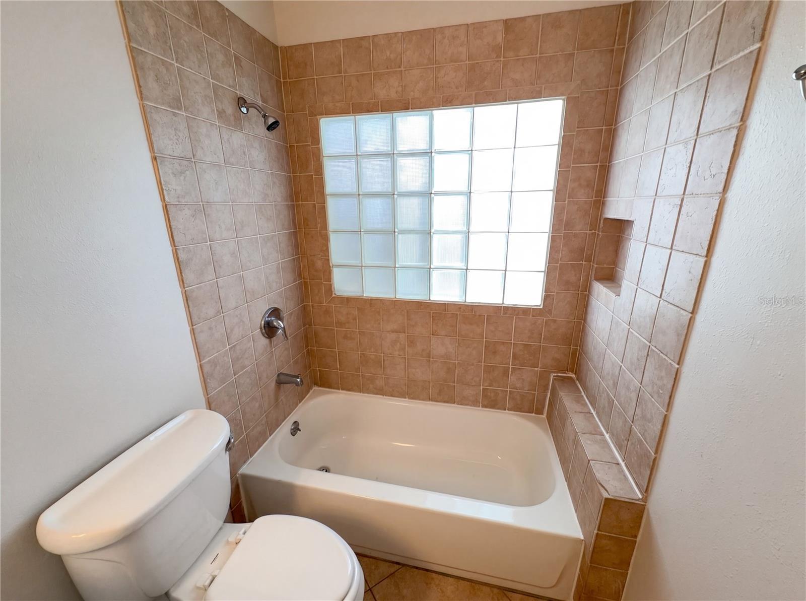 680 Macglenross Dr Property Photo 20
