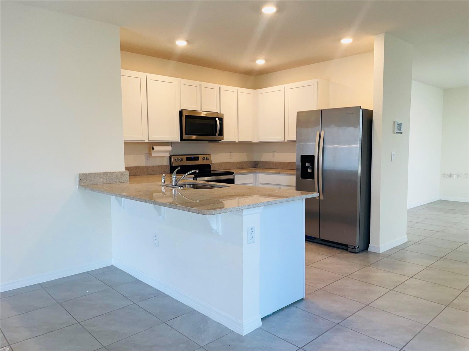 17043 Oval Rum Dr Property Photo 2