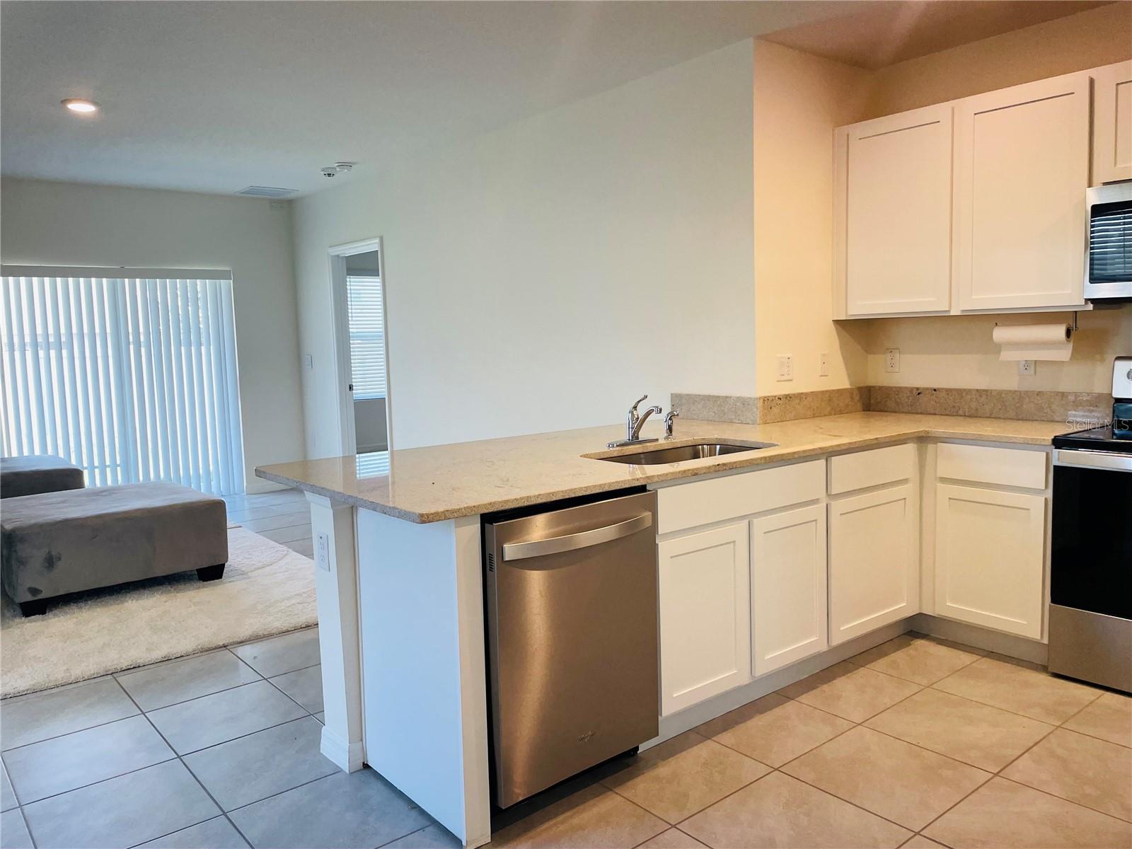 17043 Oval Rum Dr Property Photo 14