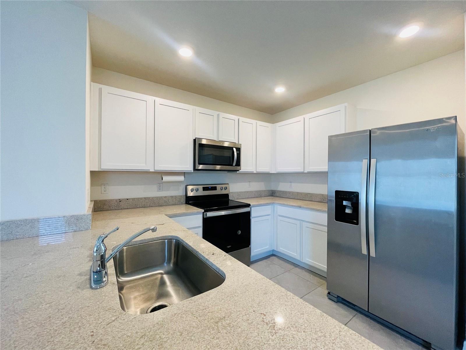 17043 Oval Rum Dr Property Photo 15