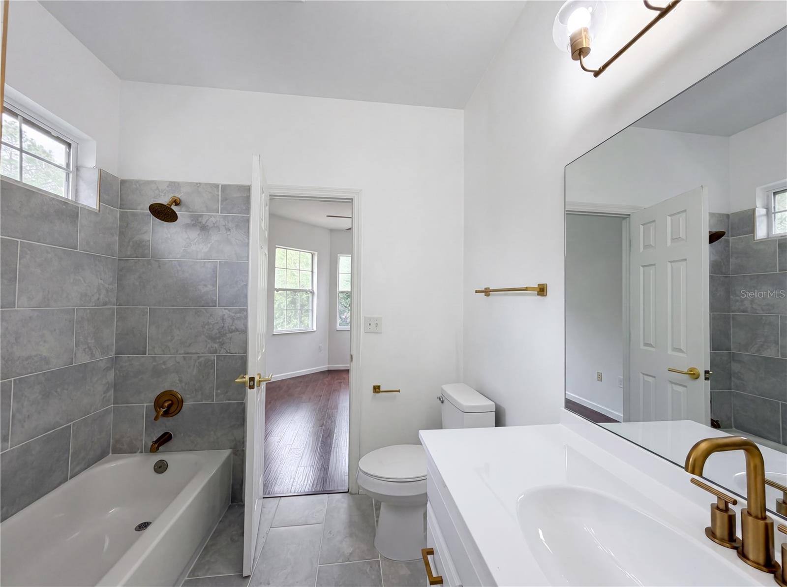 9405 Sw 31st Ln Property Photo 11