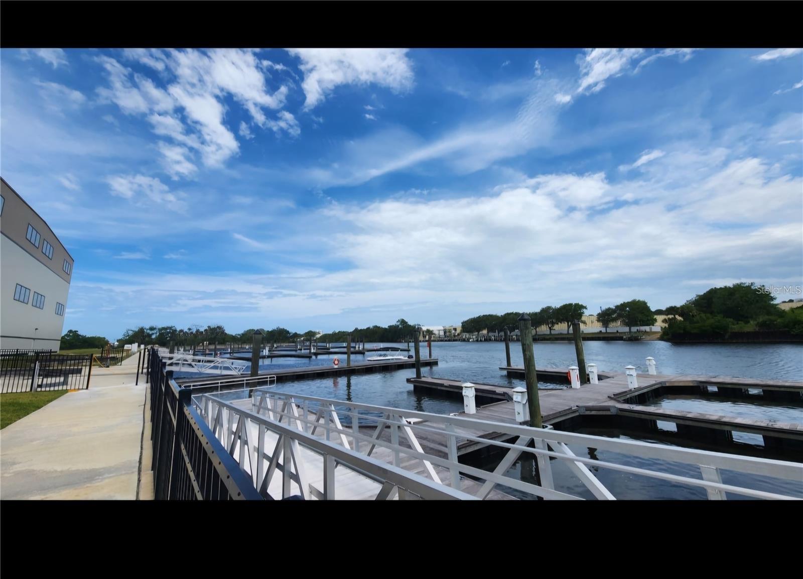 21 Del Palma Dr Property Photo 5