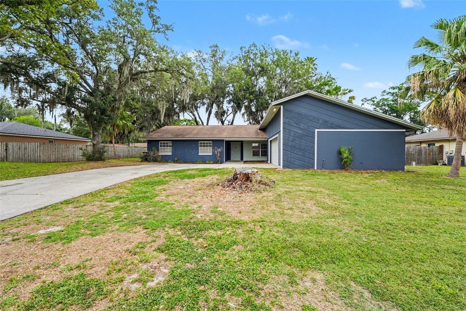 1234 Fairfax N Property Photo 2