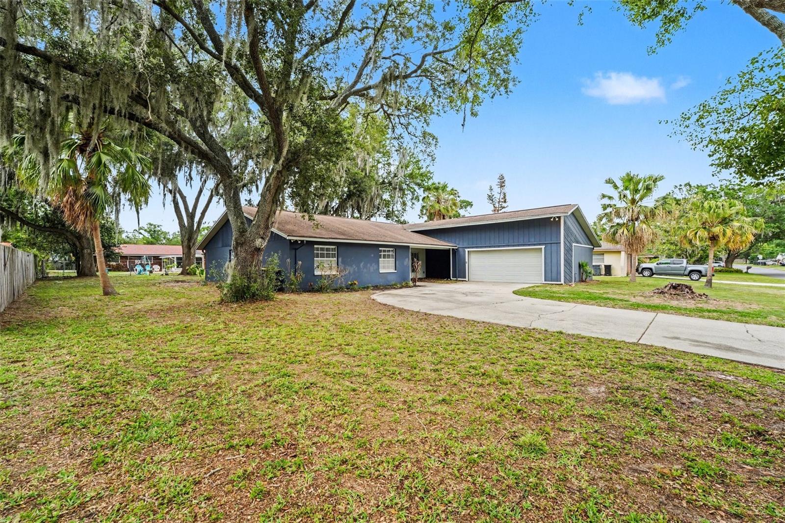 1234 Fairfax N Property Photo 3