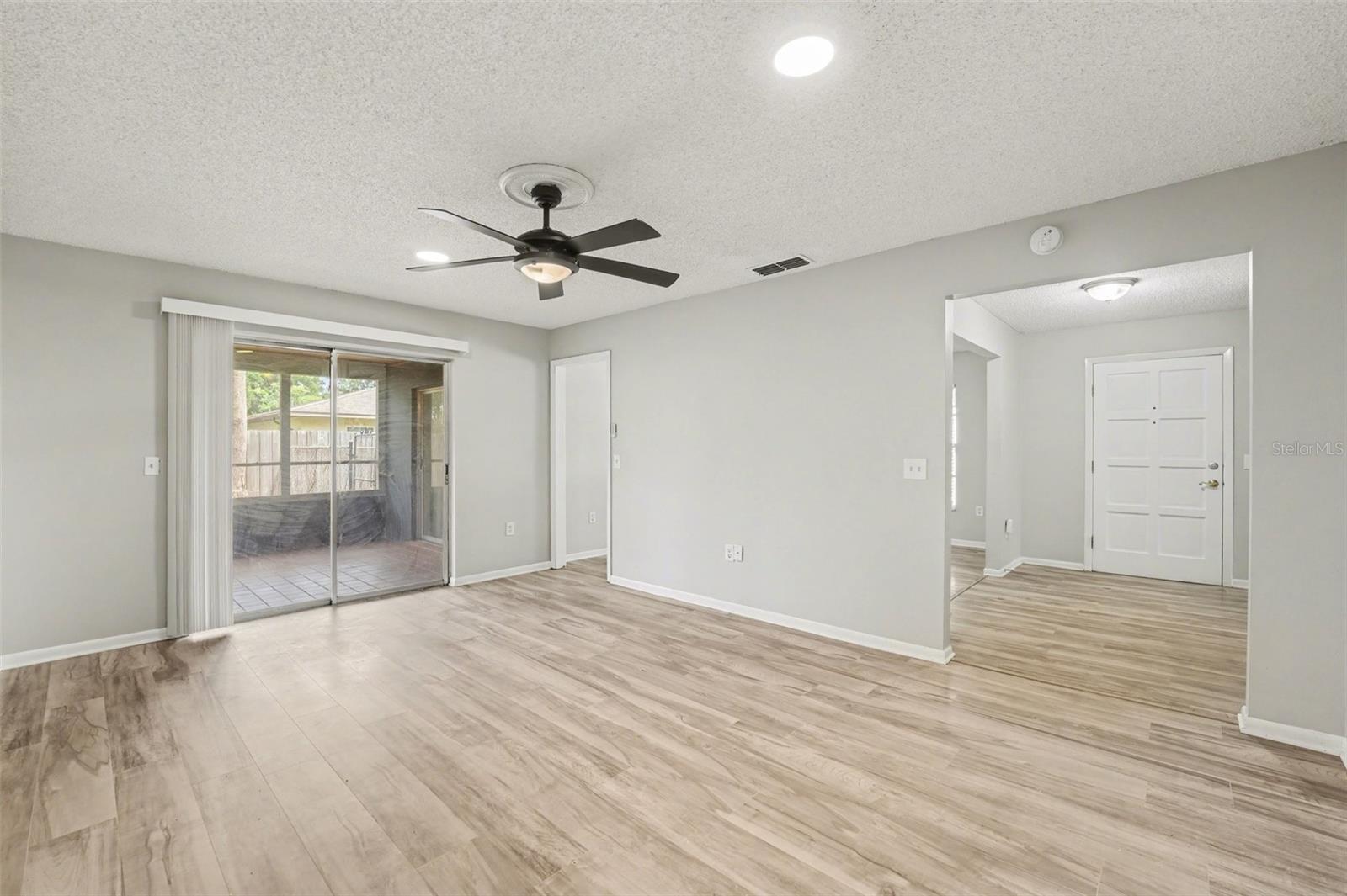 1234 Fairfax N Property Photo 11