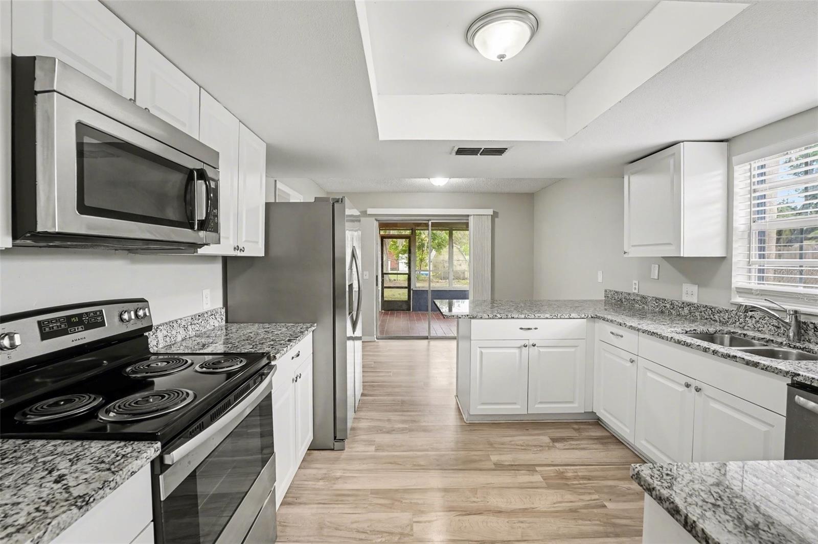 1234 Fairfax N Property Photo 15