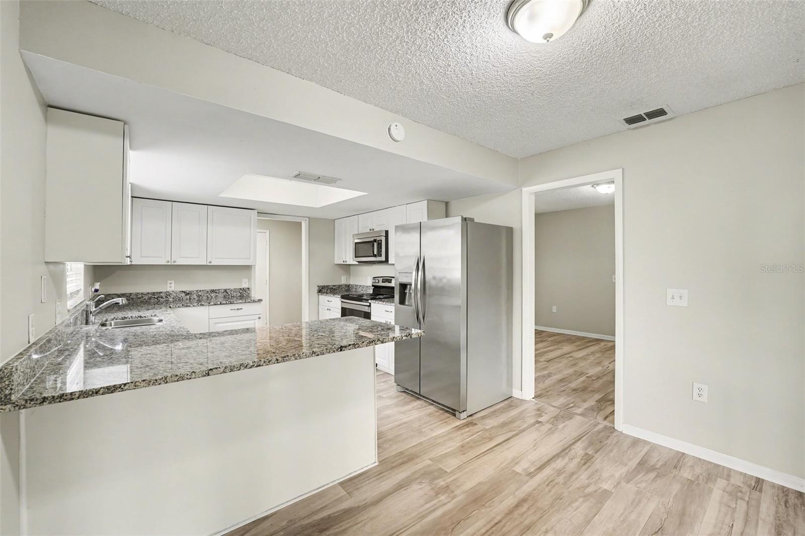 1234 Fairfax N Property Photo 17