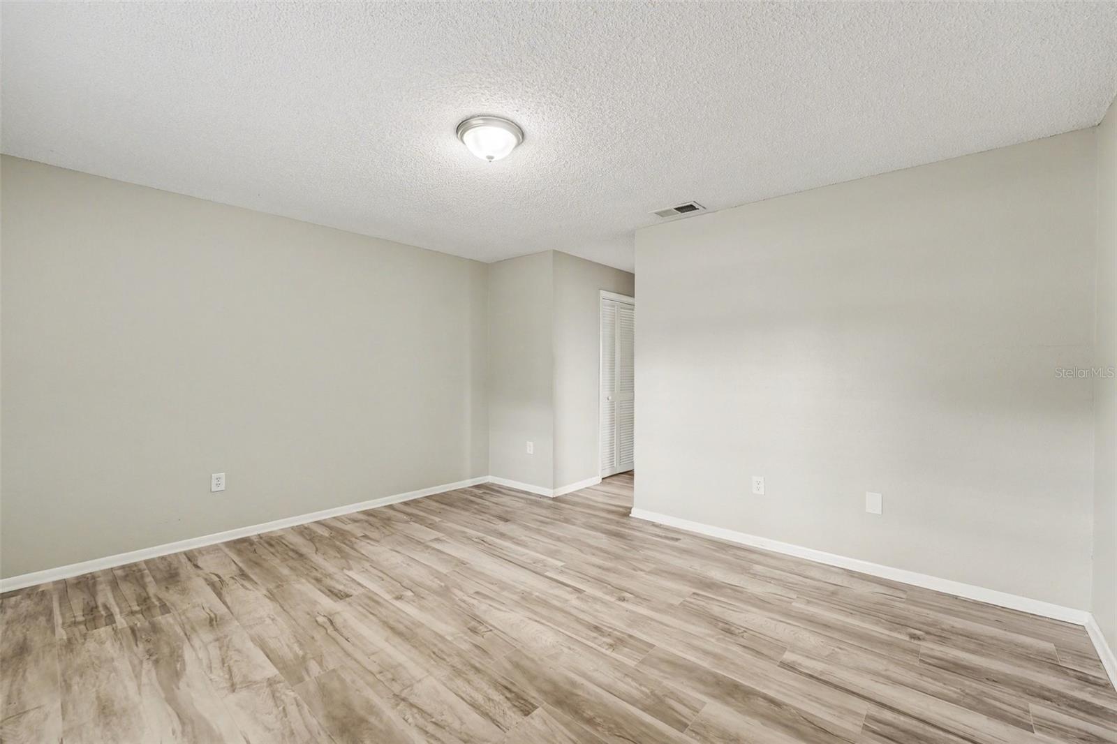 1234 Fairfax N Property Photo 20