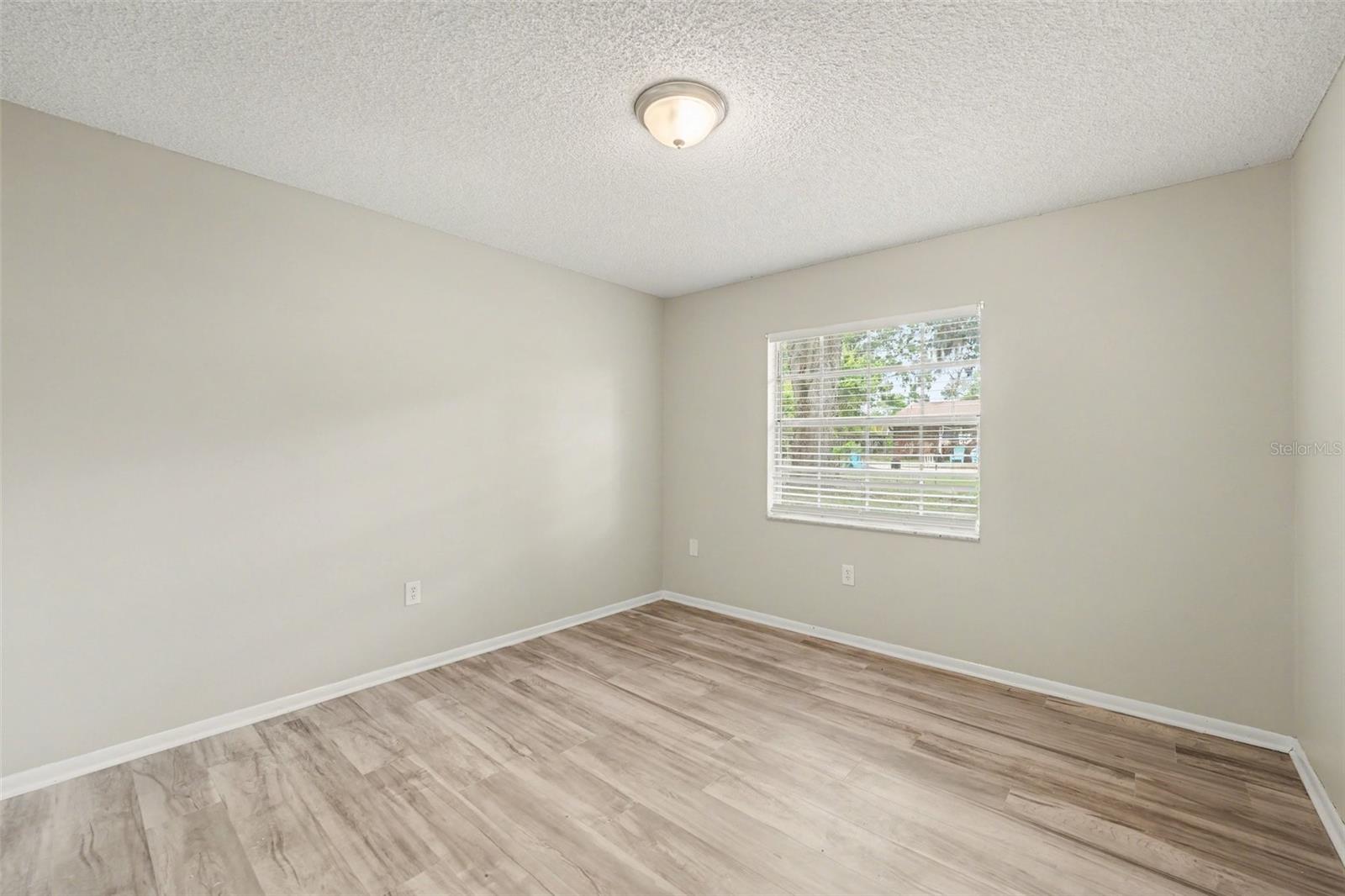 1234 Fairfax N Property Photo 21