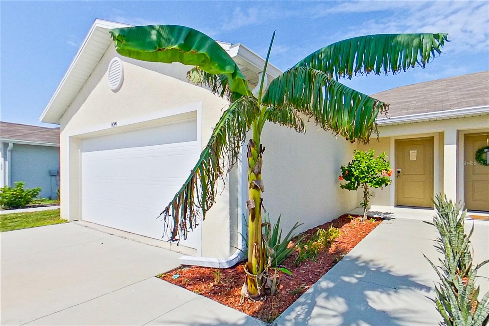 9099 AEGEAN CIR Property Photo 1