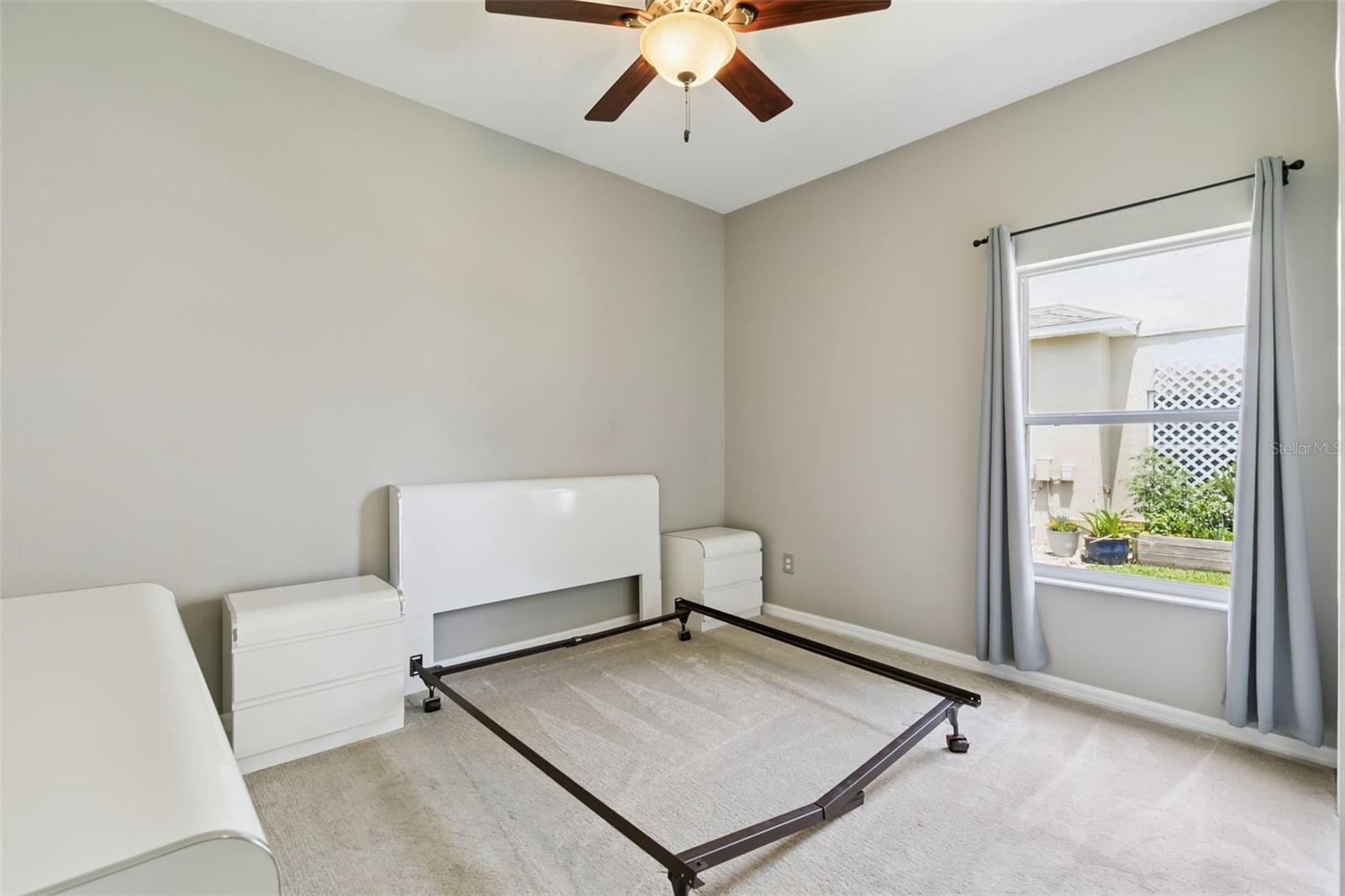 237 Strathmore Cir Property Photo 28