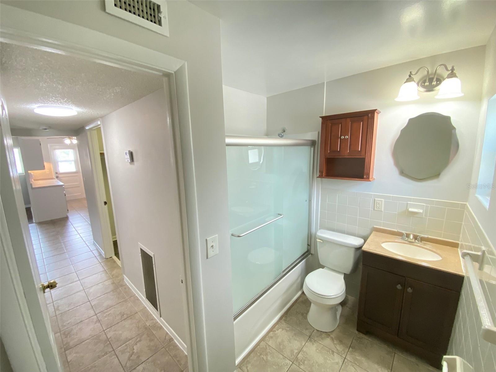 320 Lakeview St #207 Property Photo 10