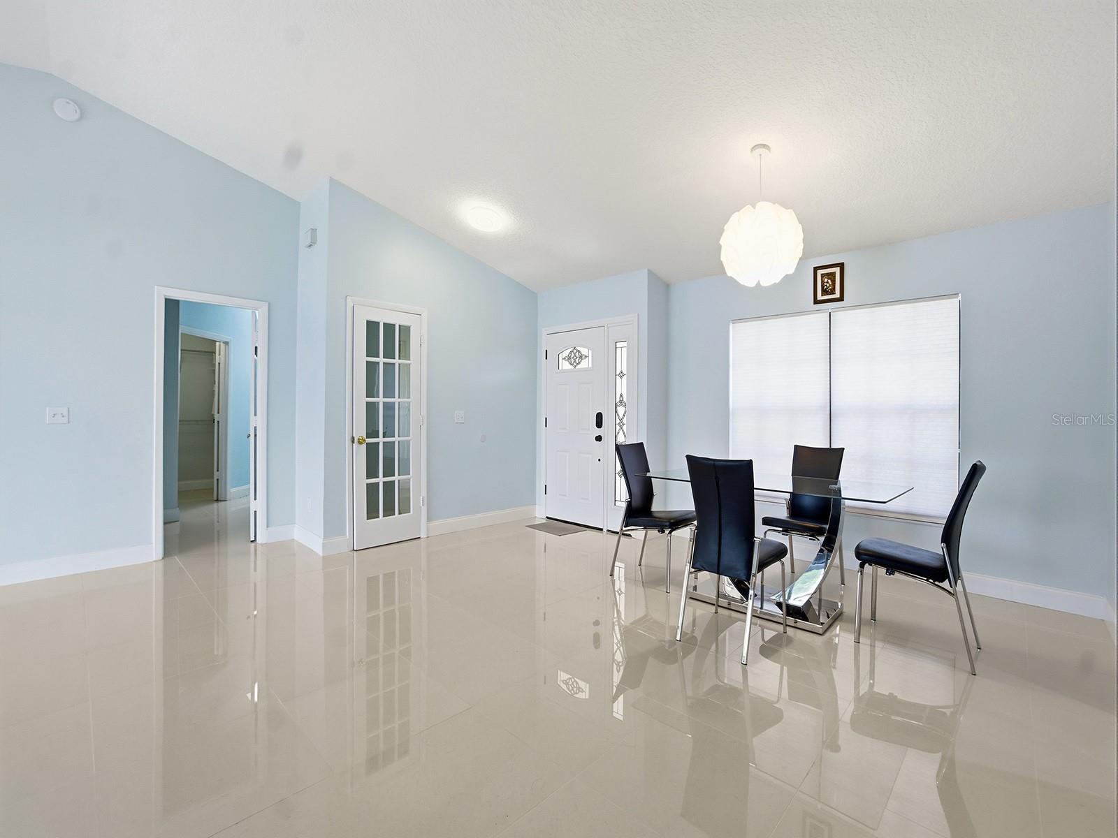 14712 Eagles Crossing Dr Property Photo 4