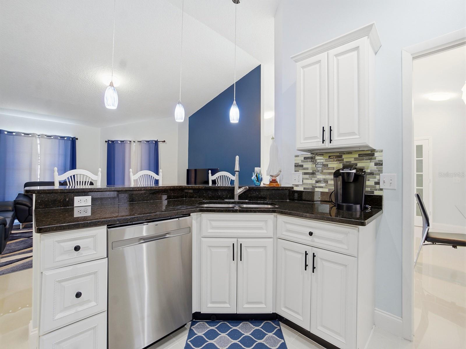 14712 Eagles Crossing Dr Property Photo 9