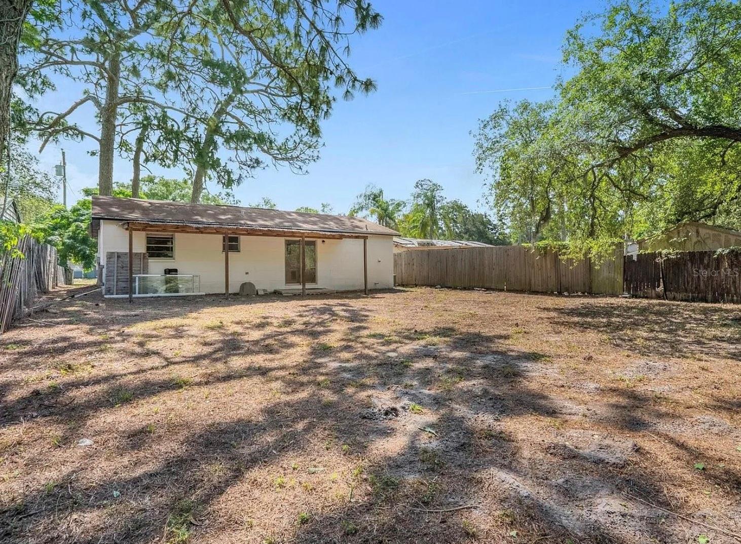 15115 Omaha St Property Photo 17