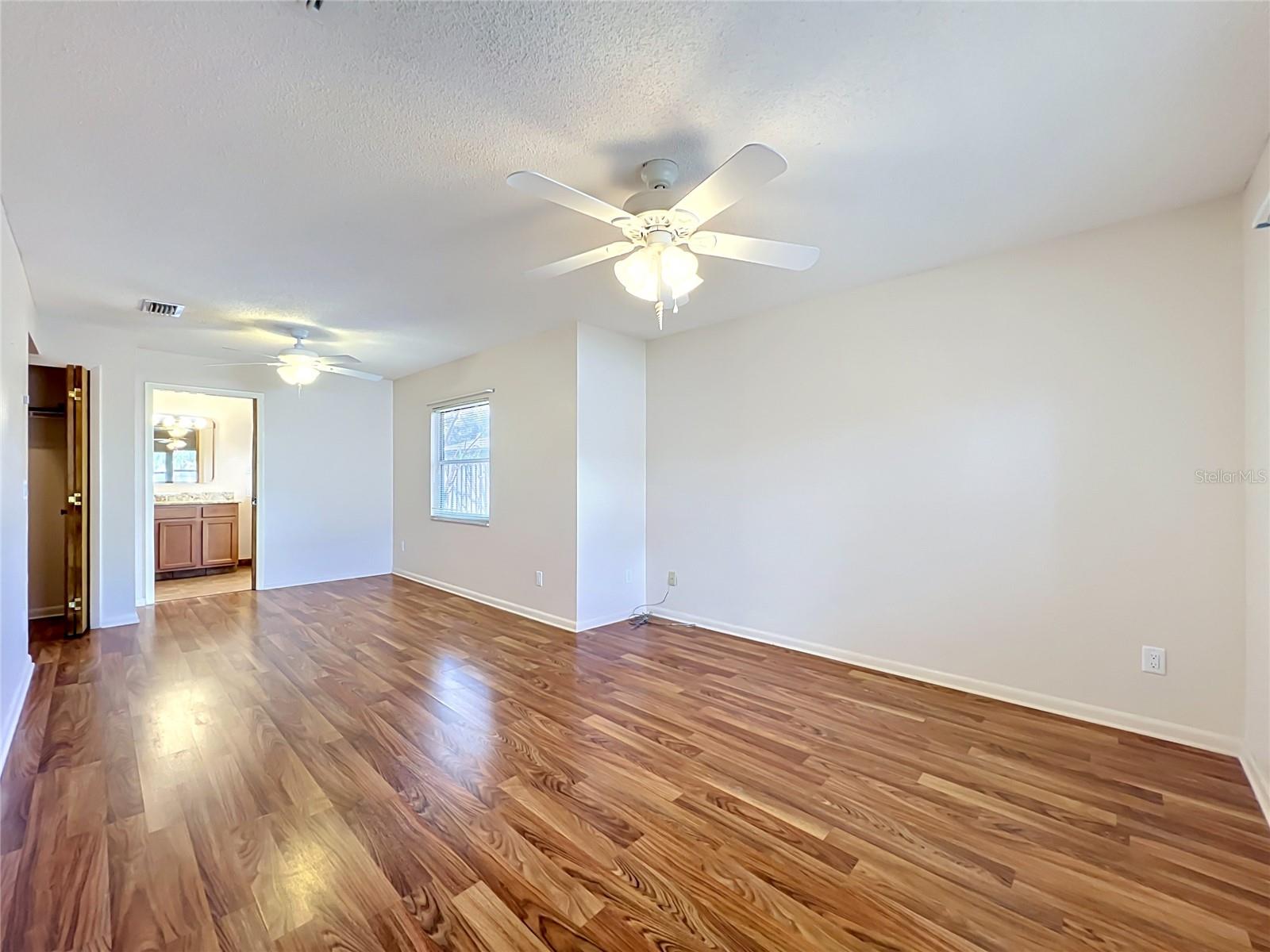 105 Cedar Oak Trl Property Photo 50