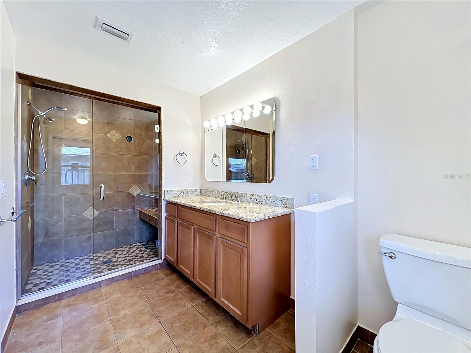 105 Cedar Oak Trl Property Photo 53
