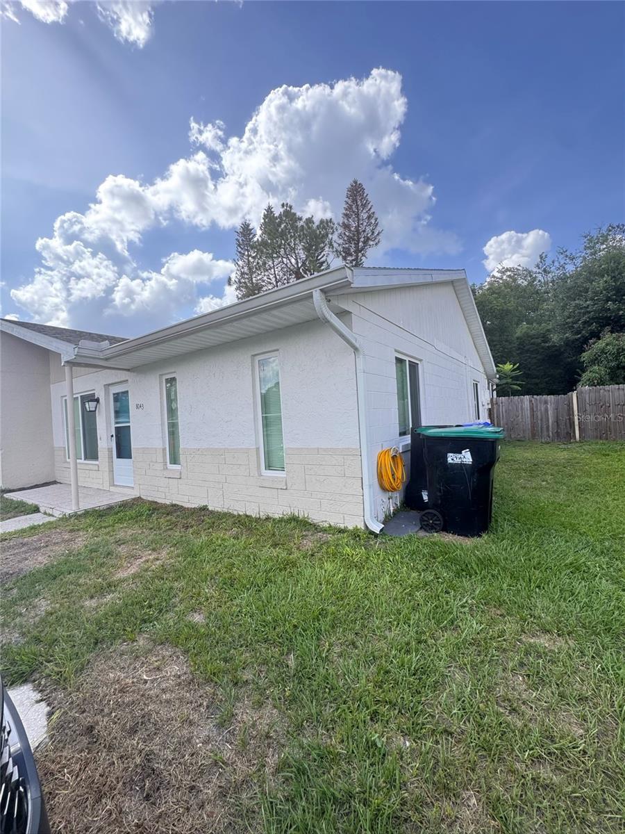 8043 Puffin Dr Property Photo 3