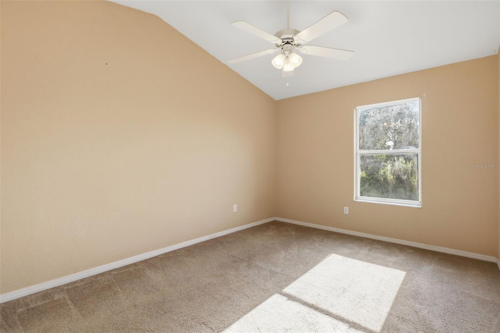 3374 Hamlet Loop Property Photo 29