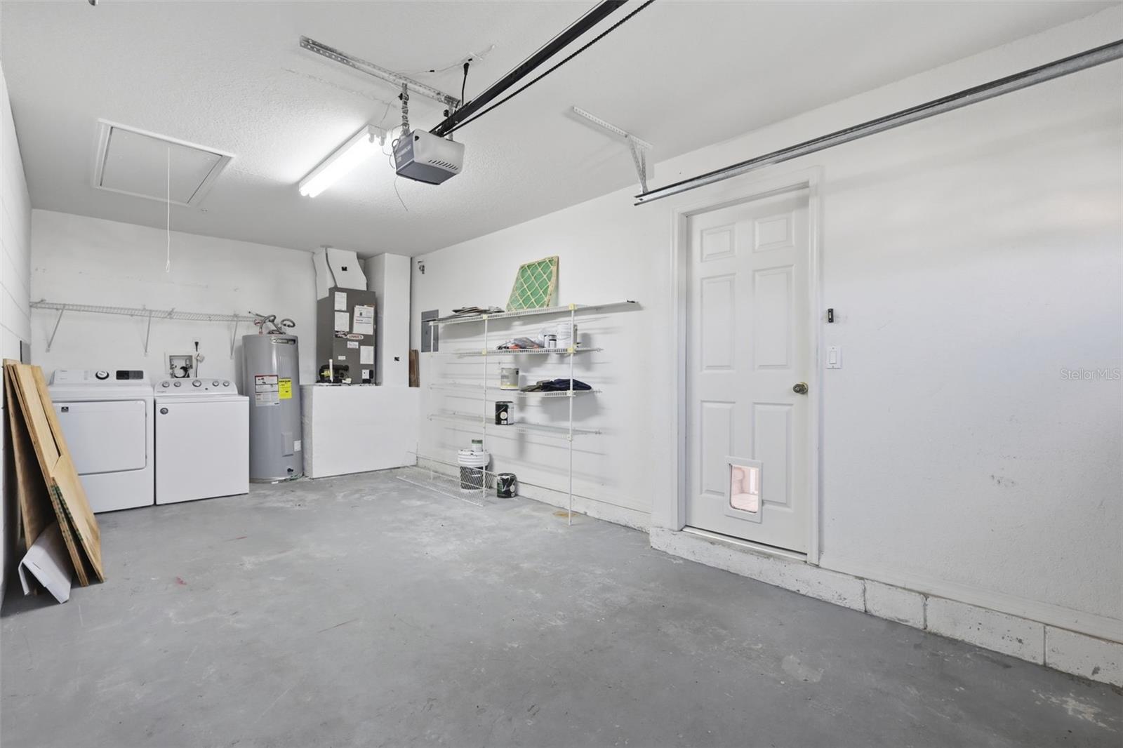 3374 Hamlet Loop Property Photo 34