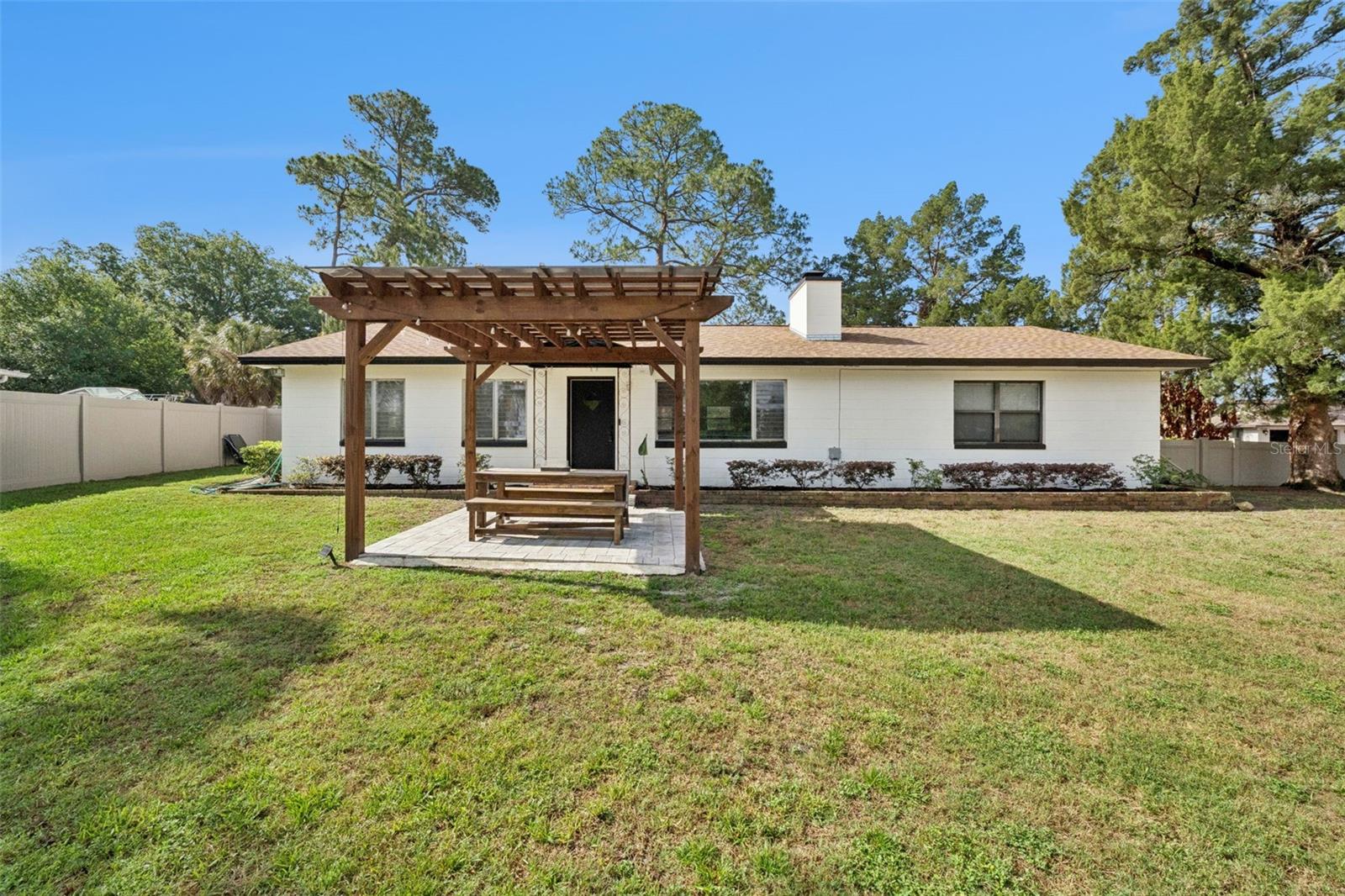 219 S Crystal Dr Property Photo 1