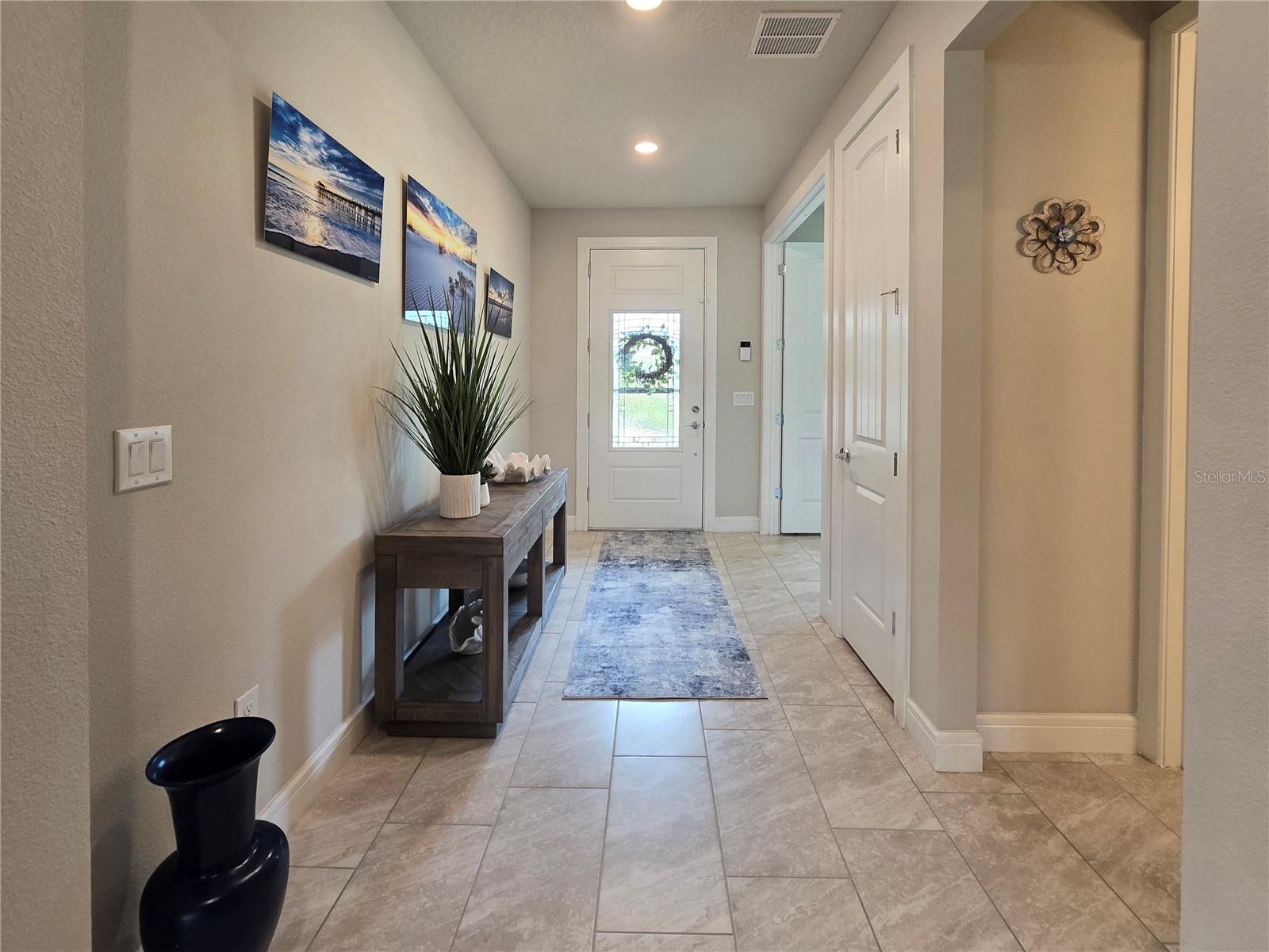 2743 River Creek Ln Property Photo 4