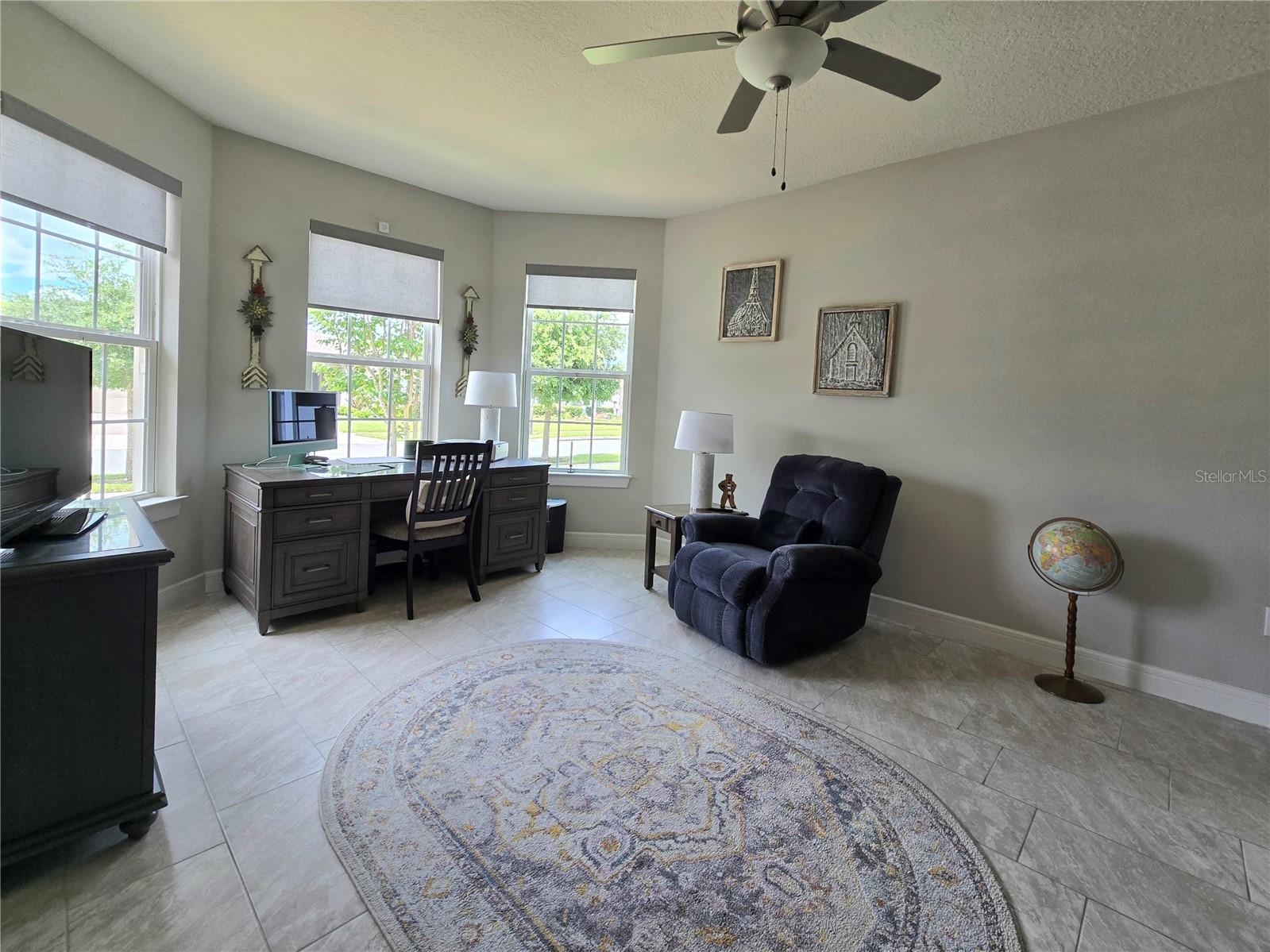 2743 River Creek Ln Property Photo 6