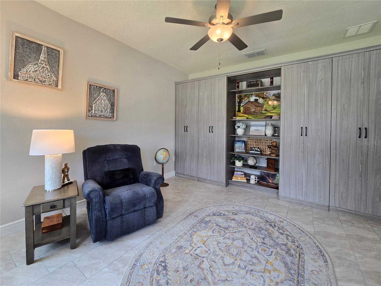 2743 River Creek Ln Property Photo 7