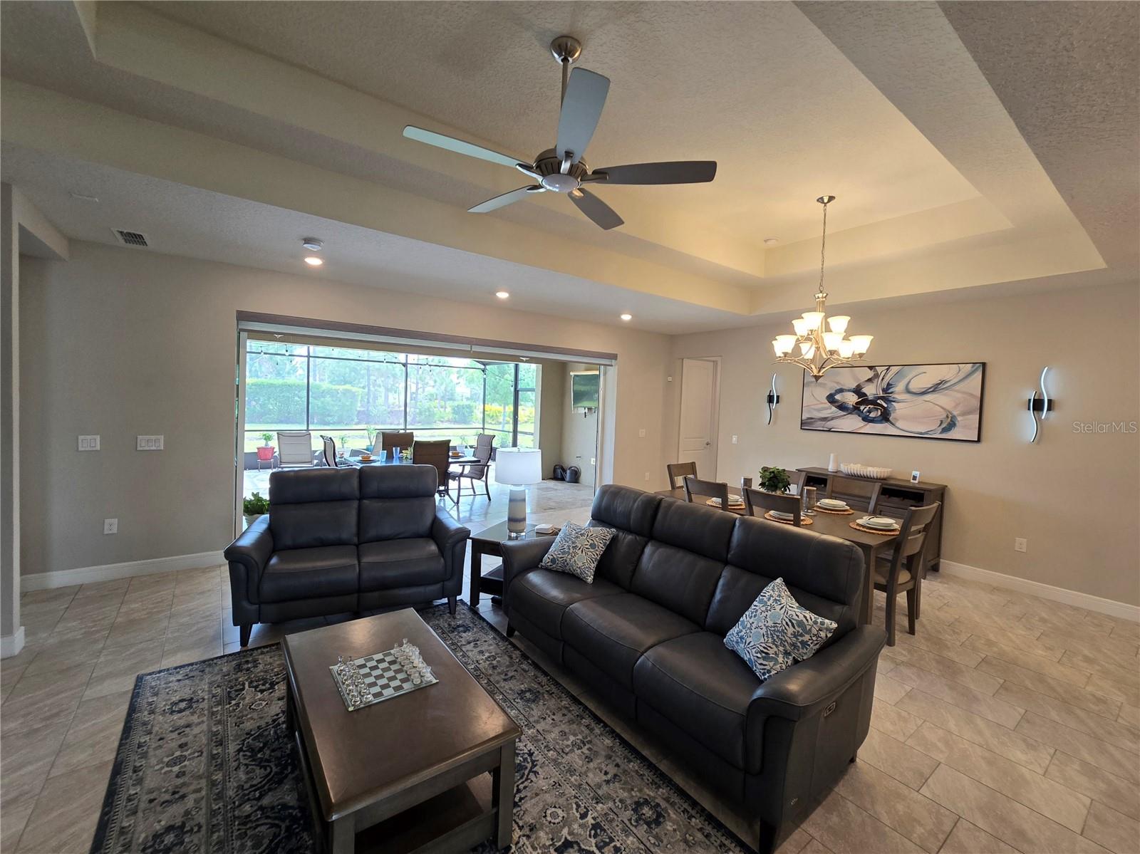 2743 River Creek Ln Property Photo 15