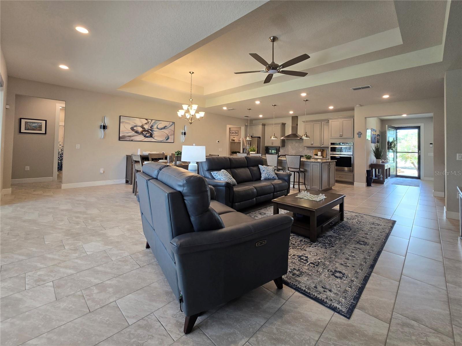 2743 River Creek Ln Property Photo 23