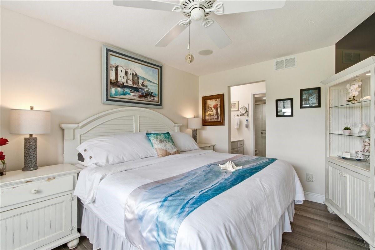 6111 Lake Pointe Dr #202 Property Photo 21