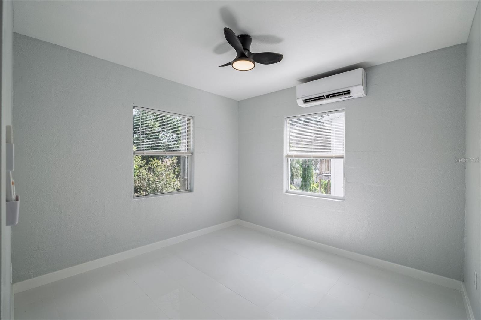 1427 Asher Ln Property Photo 18
