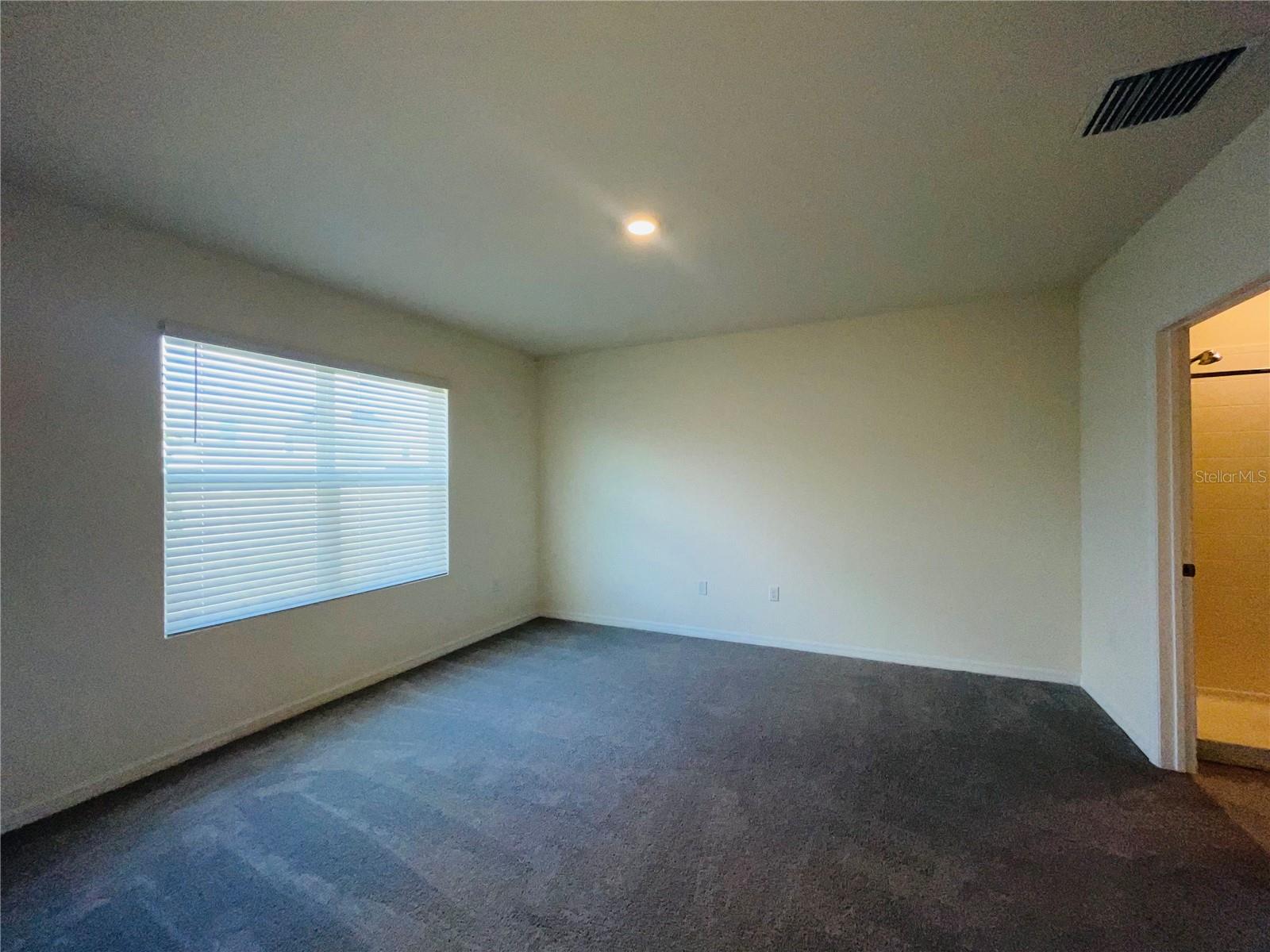 17043 Oval Rum Dr Property Photo 8