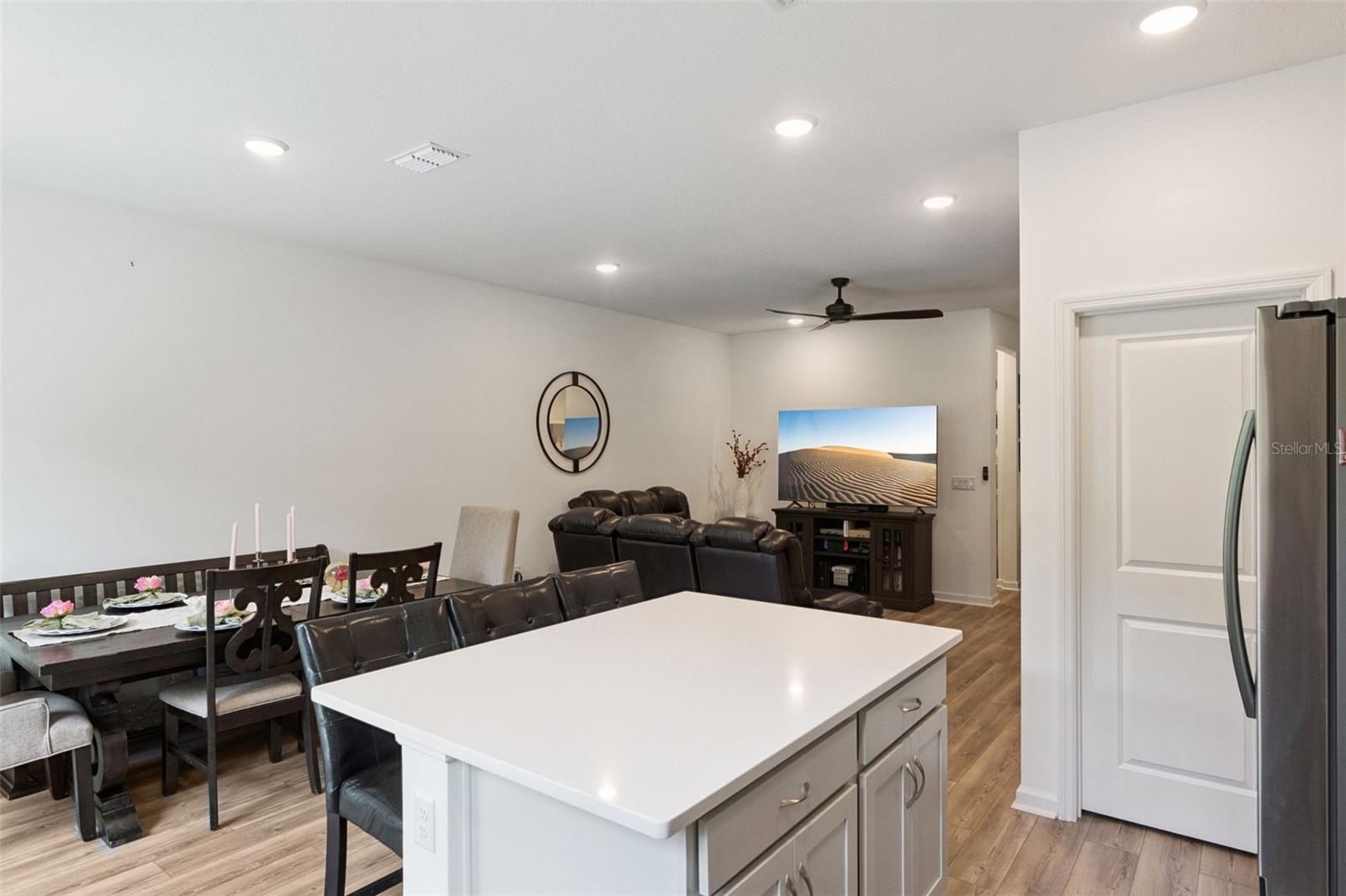 914 Spring Palms Loop Property Photo 9