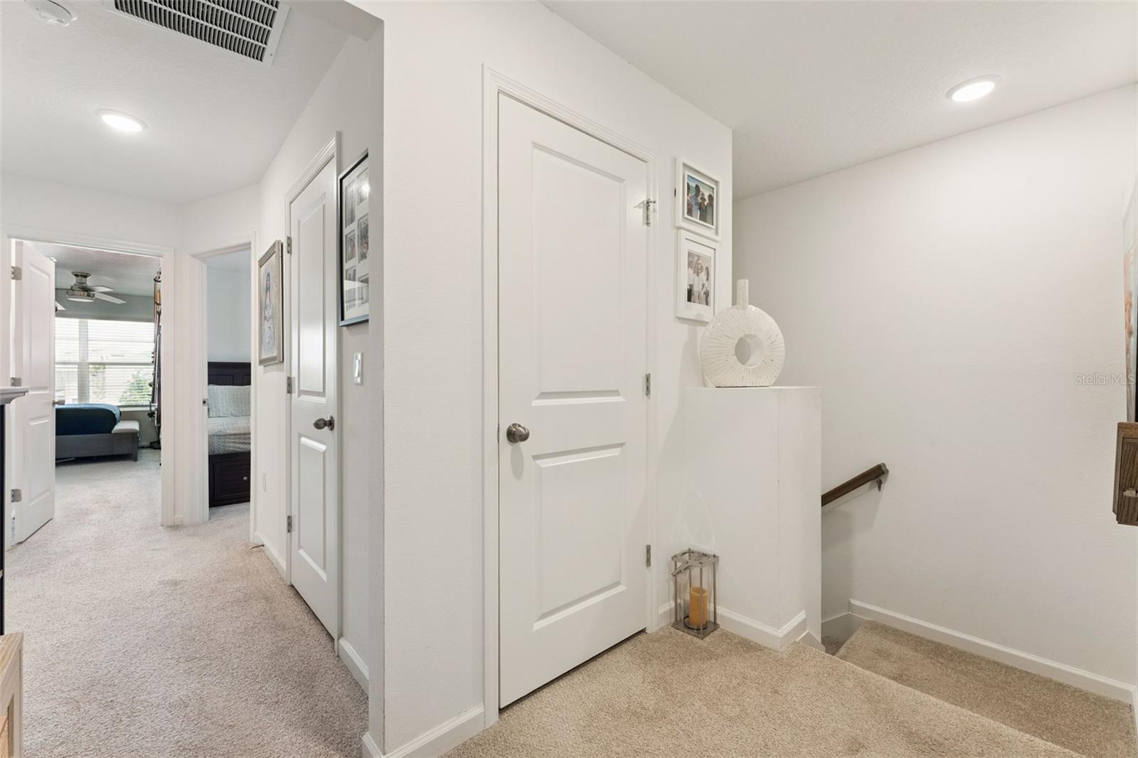914 Spring Palms Loop Property Photo 14