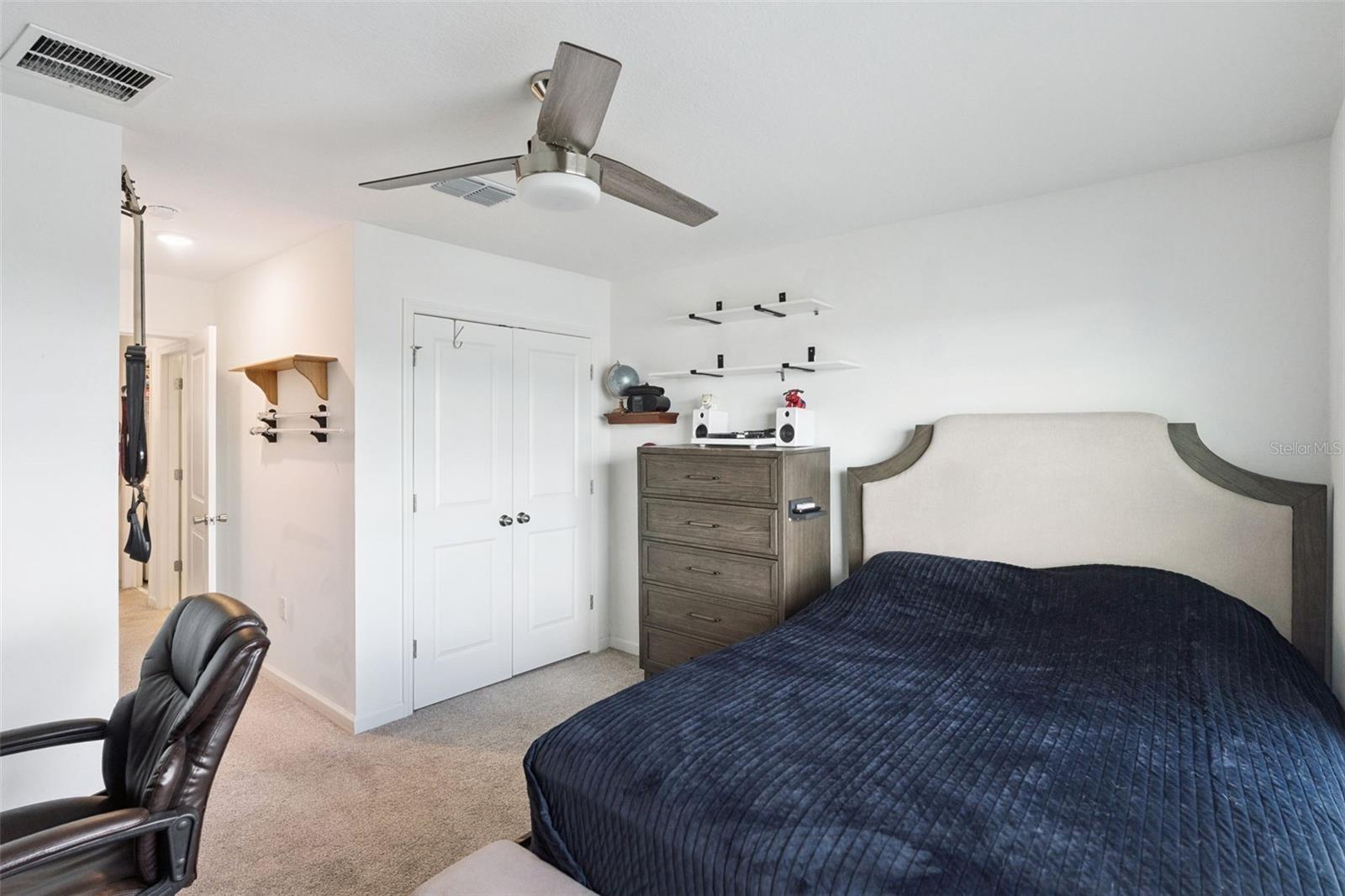 914 Spring Palms Loop Property Photo 17