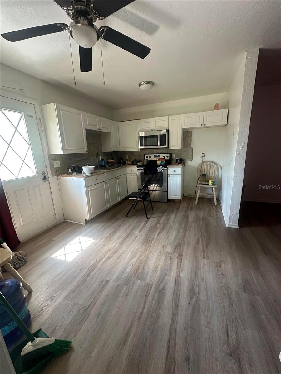 1836 Sw Harlem Cir Property Photo 2