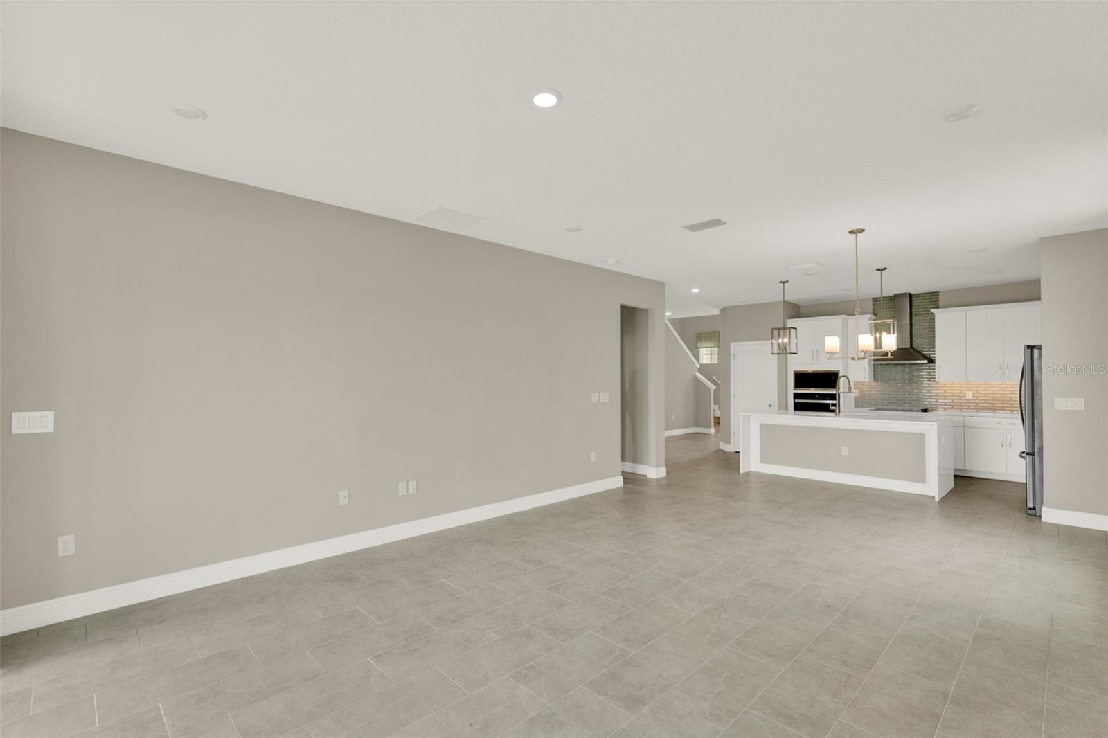 2063 Keystone Pass Blvd Property Photo 7