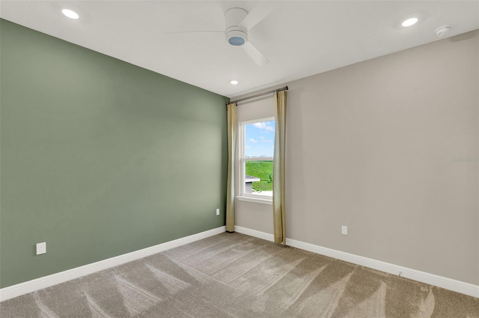 2063 Keystone Pass Blvd Property Photo 20