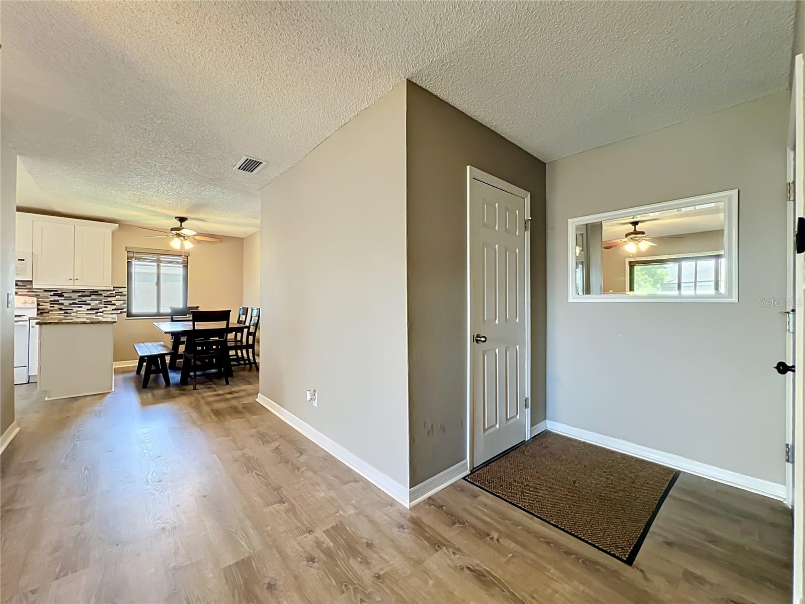 116 Springwood Cir #d Property Photo 3