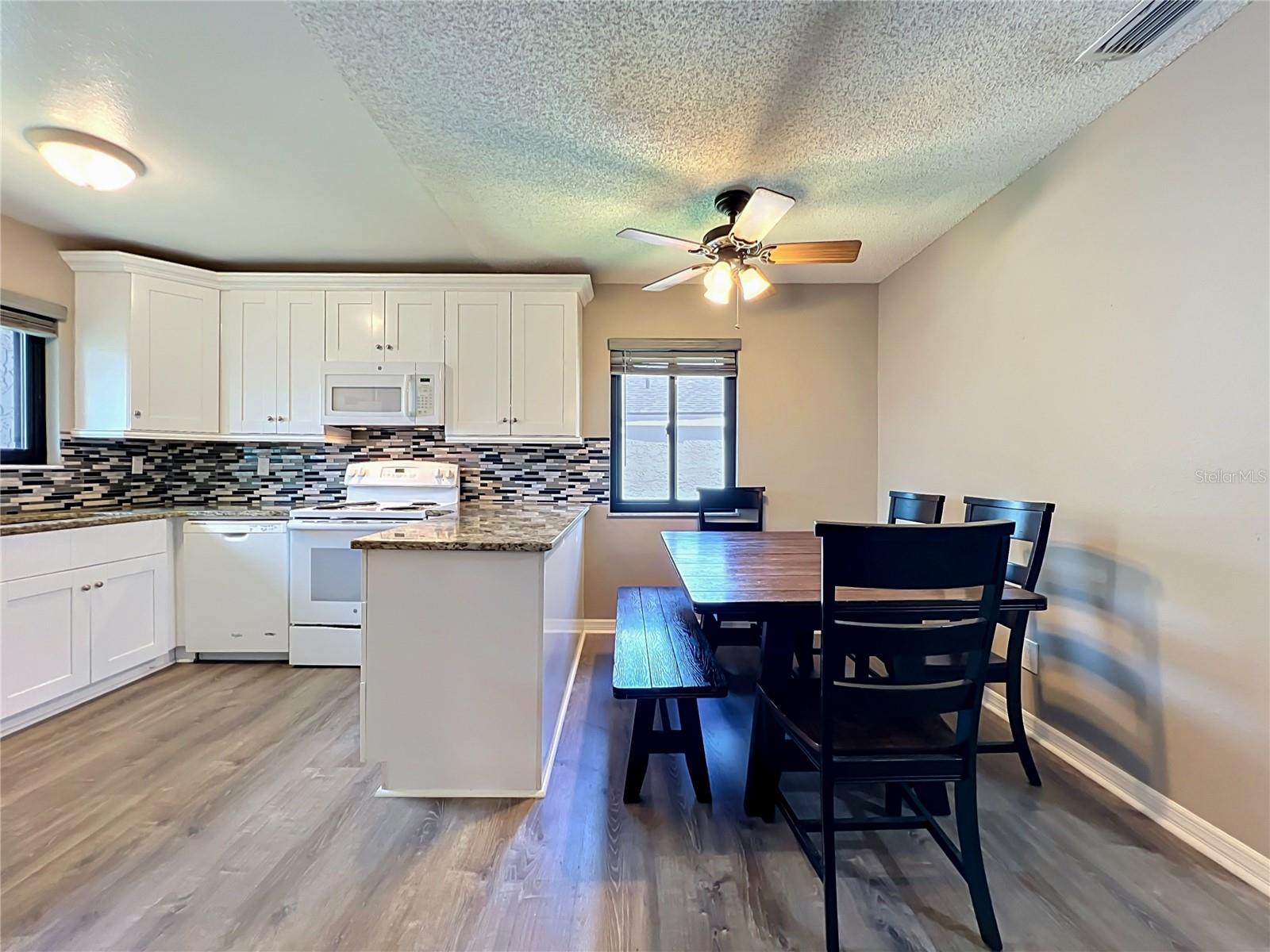 116 Springwood Cir #d Property Photo 6