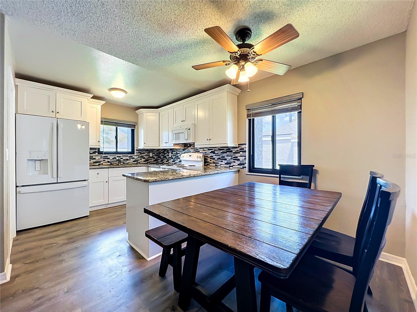 116 Springwood Cir #d Property Photo 8