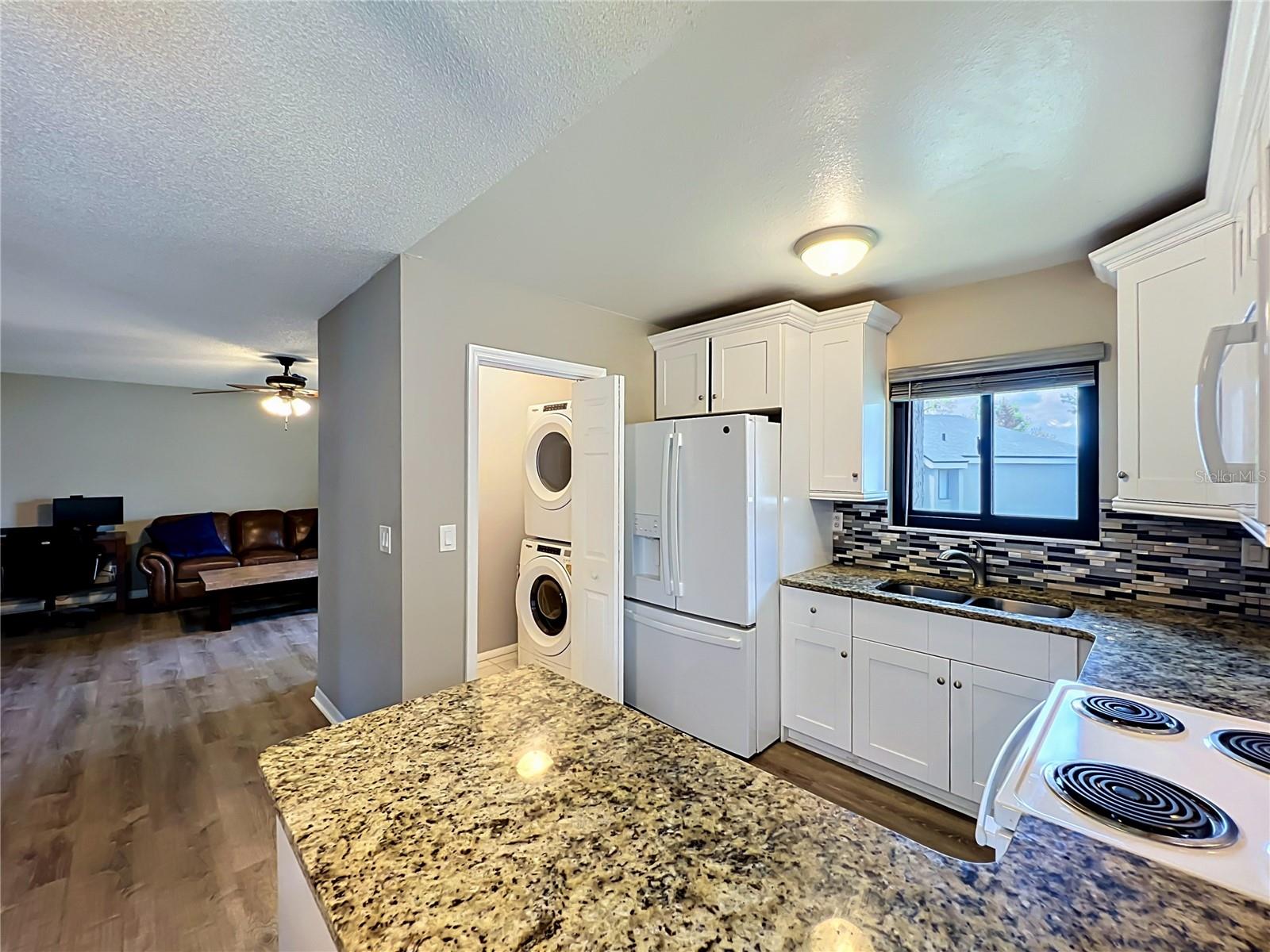 116 Springwood Cir #d Property Photo 9
