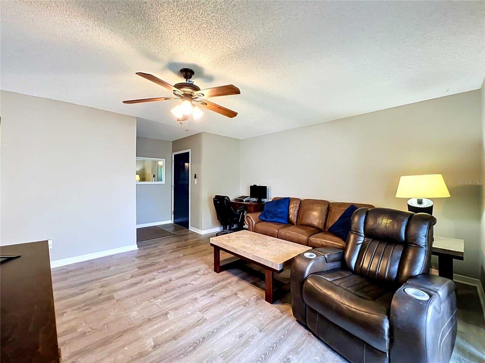 116 Springwood Cir #d Property Photo 25